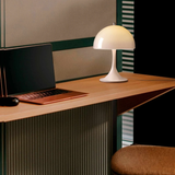 Lámpara de mesa Levi White